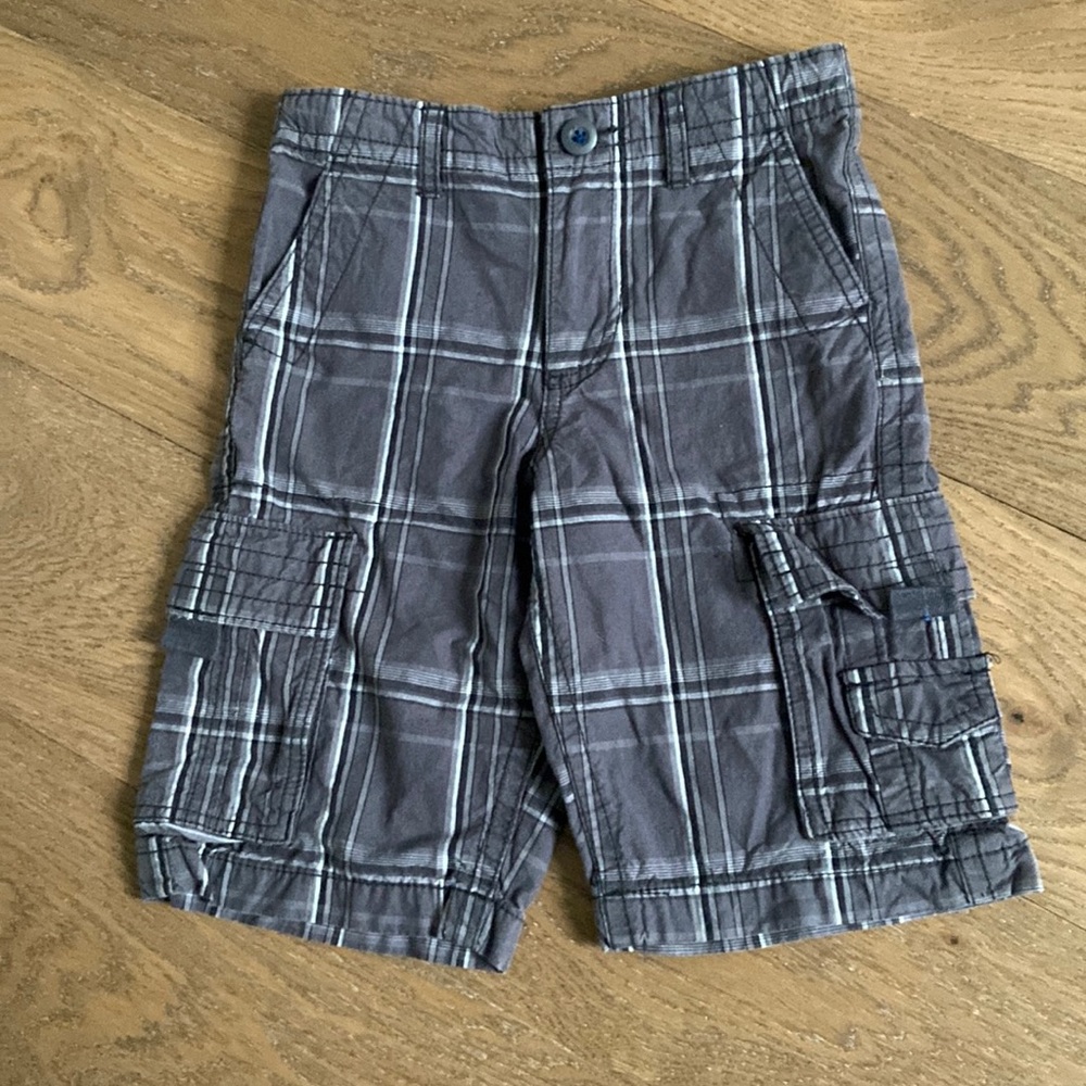 NWOT - Boy’s Generra Cargo Shorts